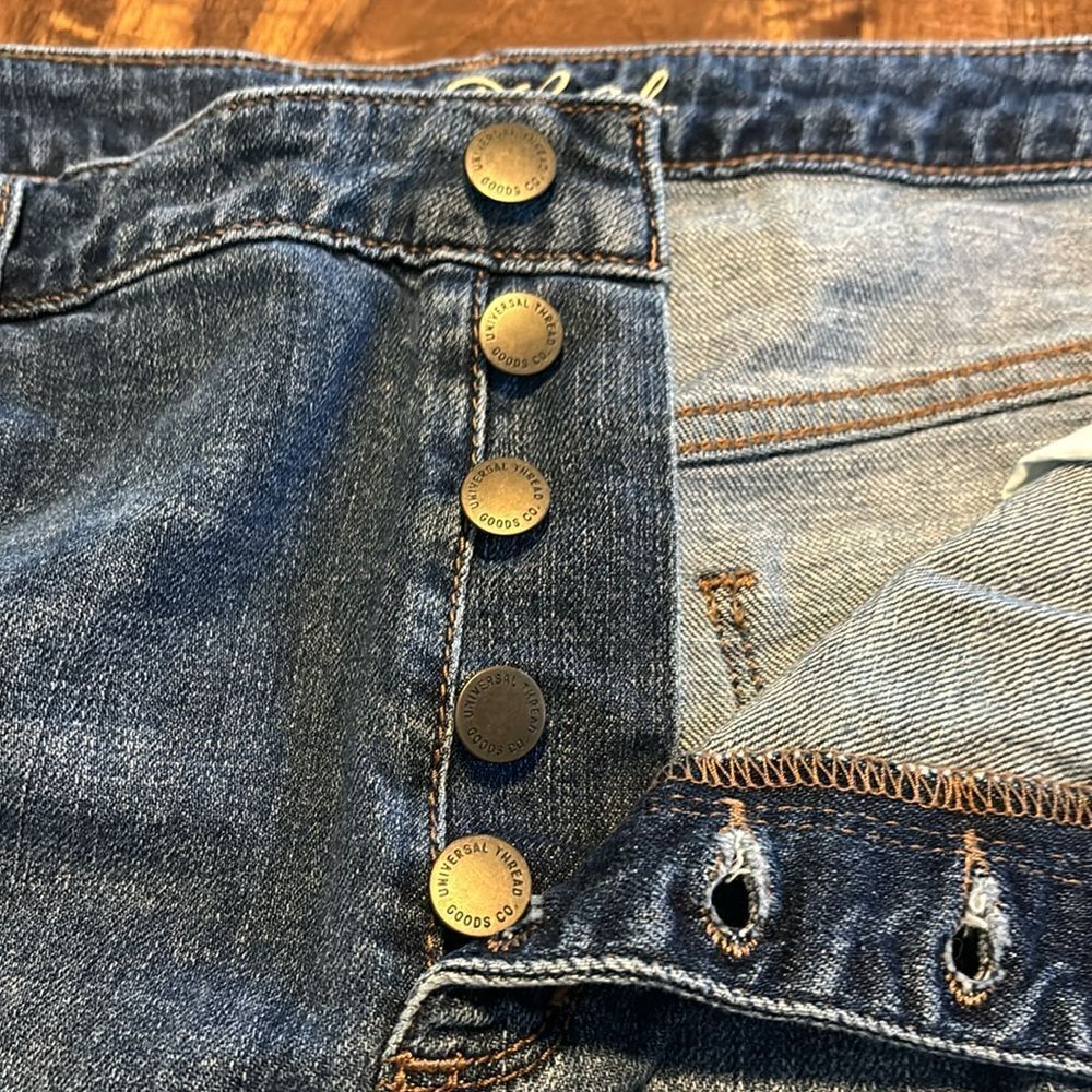 Universal Thread Hi Rise Vintage Shortie Button Front Size 18 - Picture 4 of 8
